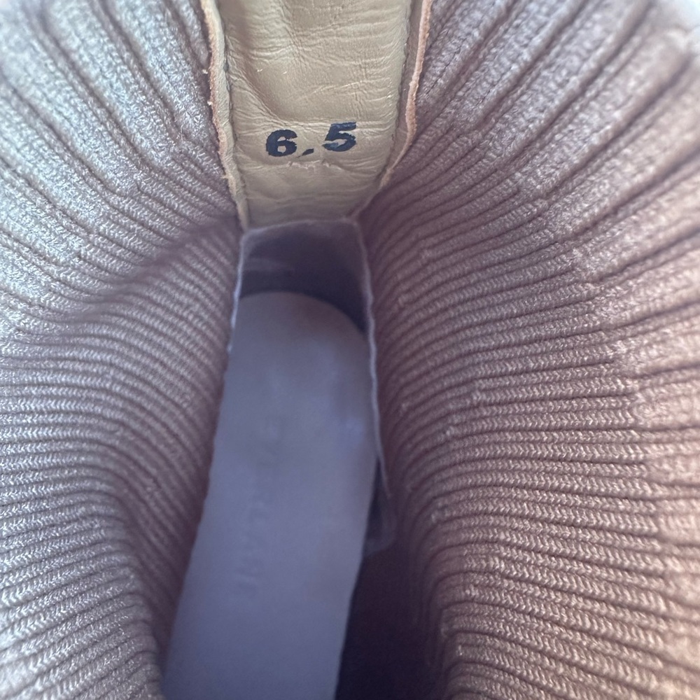 Everlane The Glove Boot - Picture 16 of 16